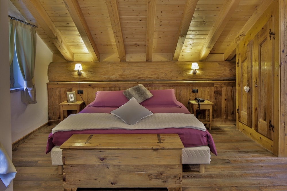 Romantic Double or Twin Room