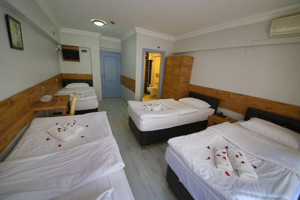 Quadruple Room photo 1