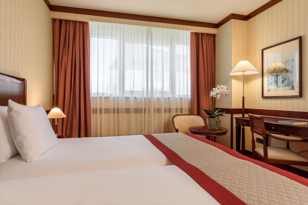 Double Room - Photo 2