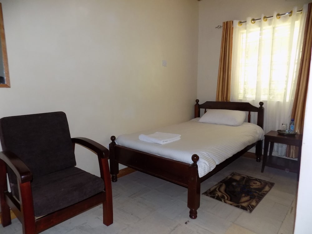 Standard Single Room, 1 Twin Bed, Private Bathroom photo 3