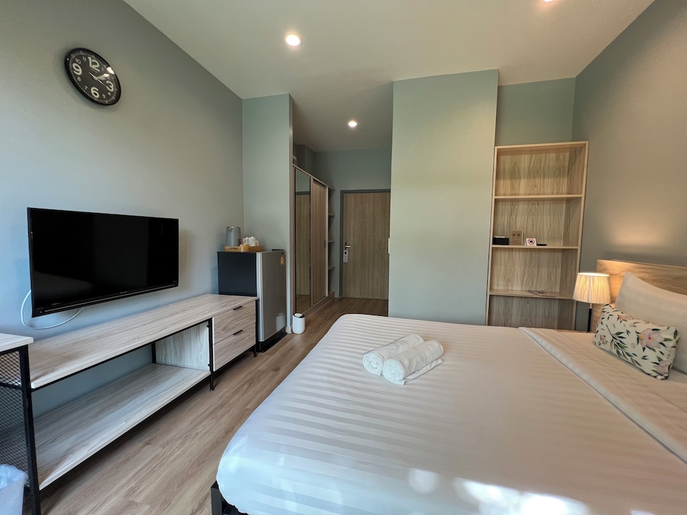 Deluxe Double Room, 1 Queen Bed - Photo 3