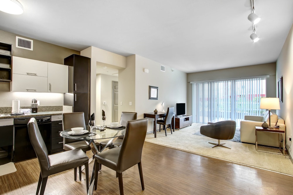 Luxury Apartment, 1 Bedroom photo 2