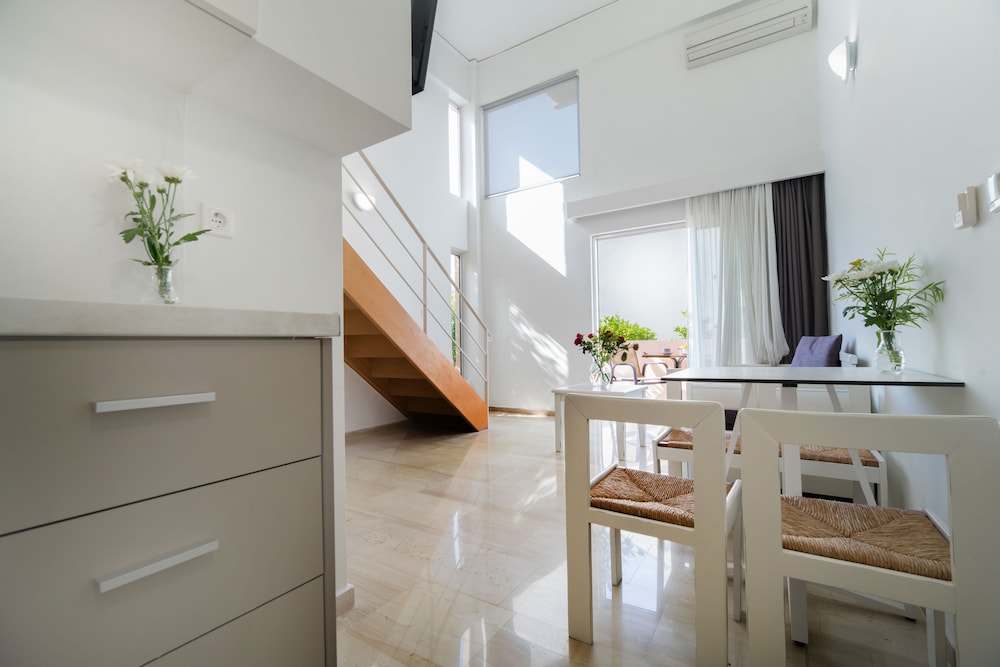 Superior Duplex, 2 Bedrooms