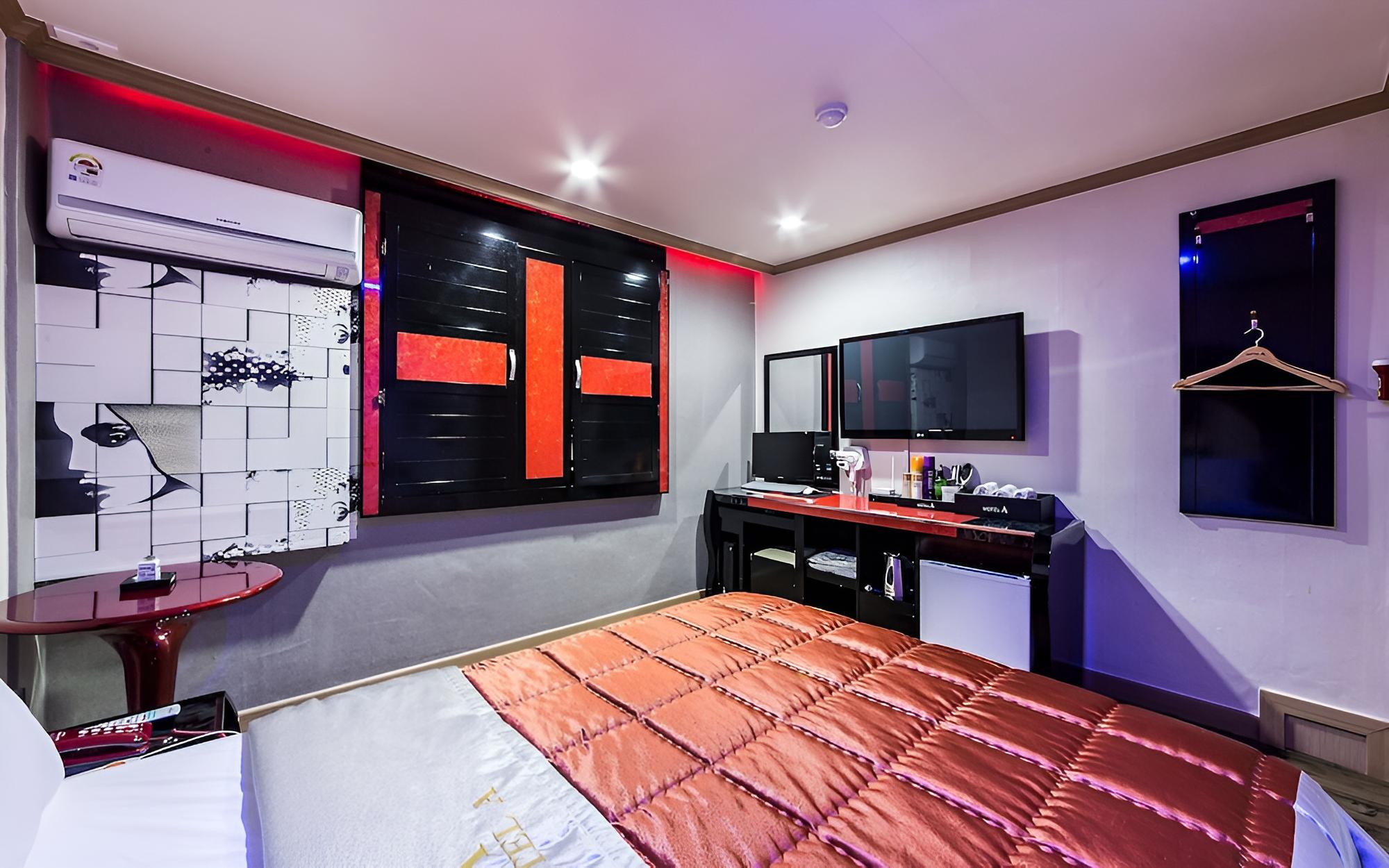 Room (Standard) - Photo 3