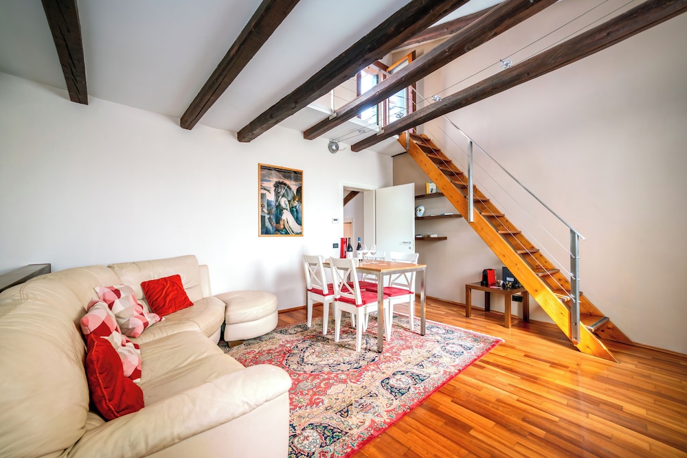 Panoramic Penthouse, Annex Building (San Polo District) photo 3