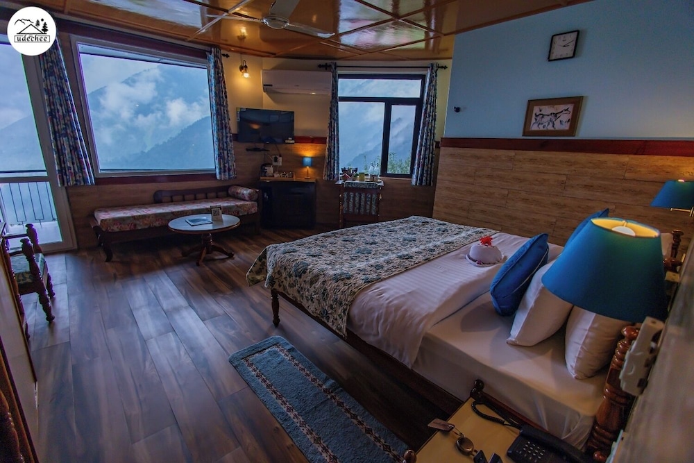 Panoramic Room photo 1