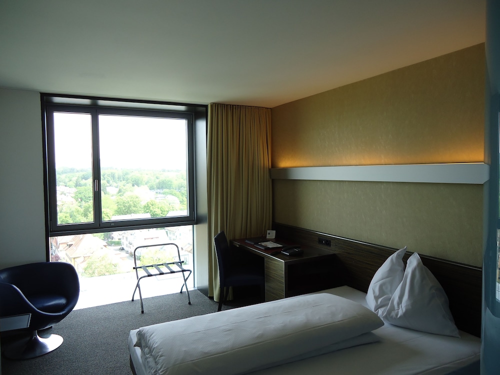 Panoramic Single Room