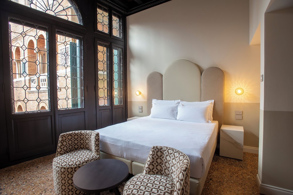 Junior Suite, Canal View photo 2