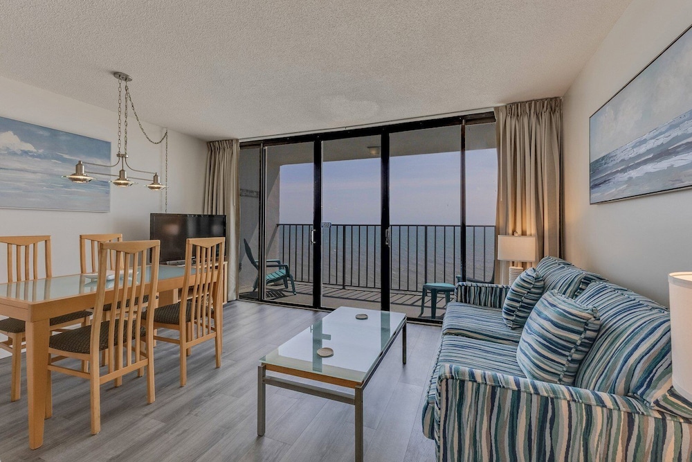 Condo, 1 Bedroom