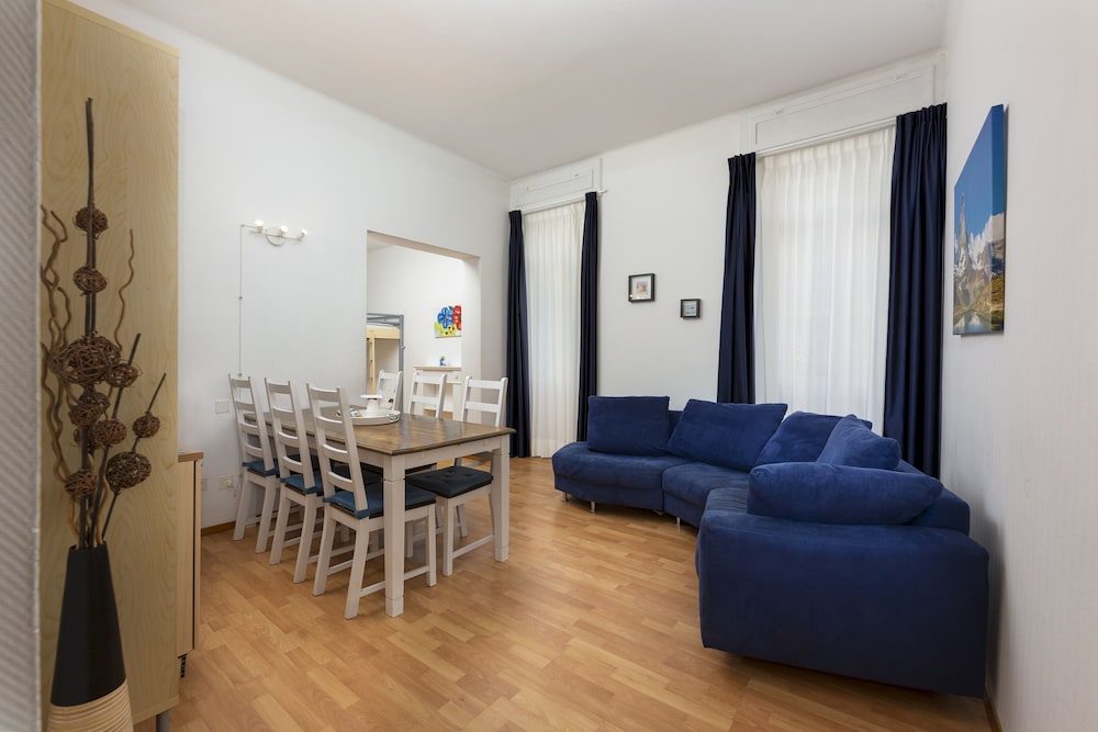 Classic Studio, Multiple Beds