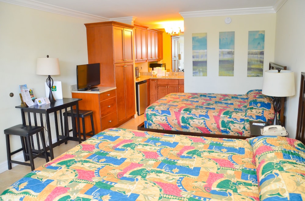 Standard Double Room, 2 Double Beds - Photo 10
