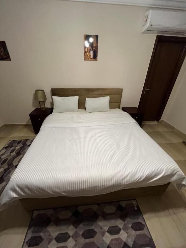 Deluxe Double Room, Garden View