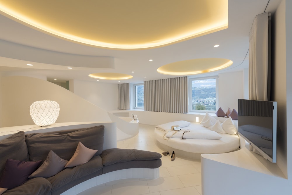 Superior Suite, Jetted Tub, Hill View (Suite Inflagranti)