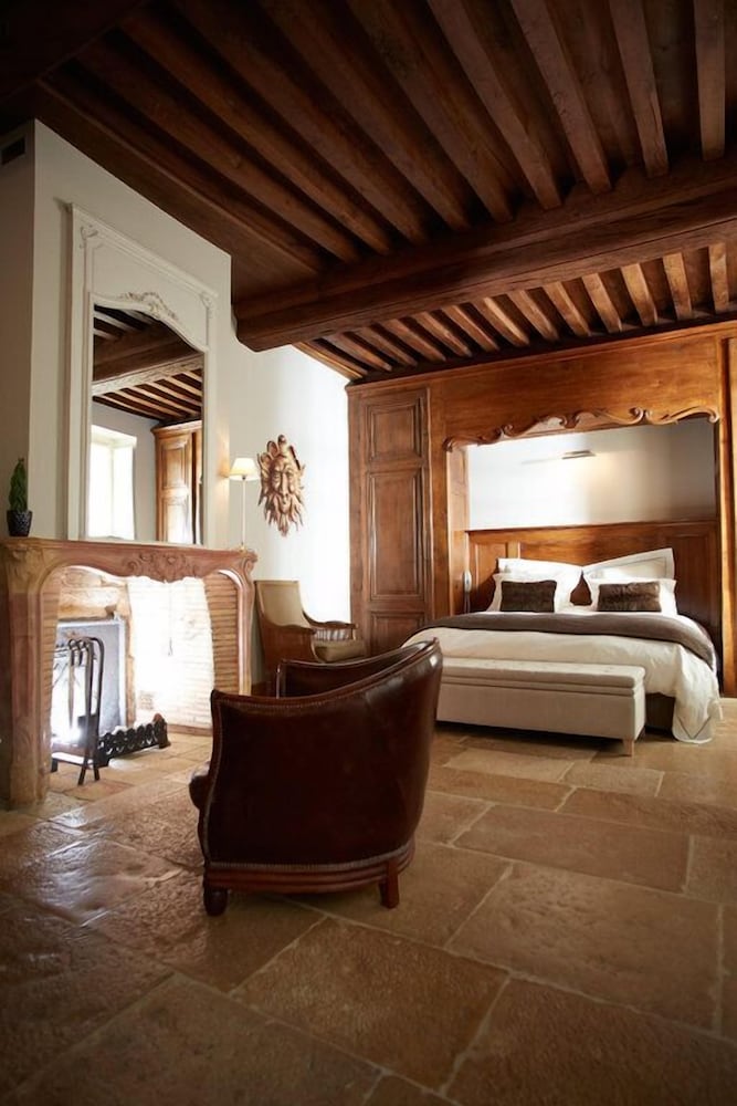 Grand Double Room (La Bourguignonne) photo 3