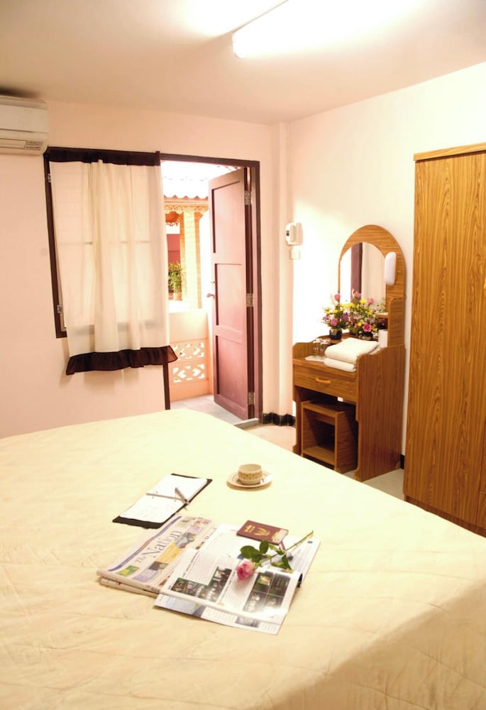 Classic Double Room, Hill View photo 2
