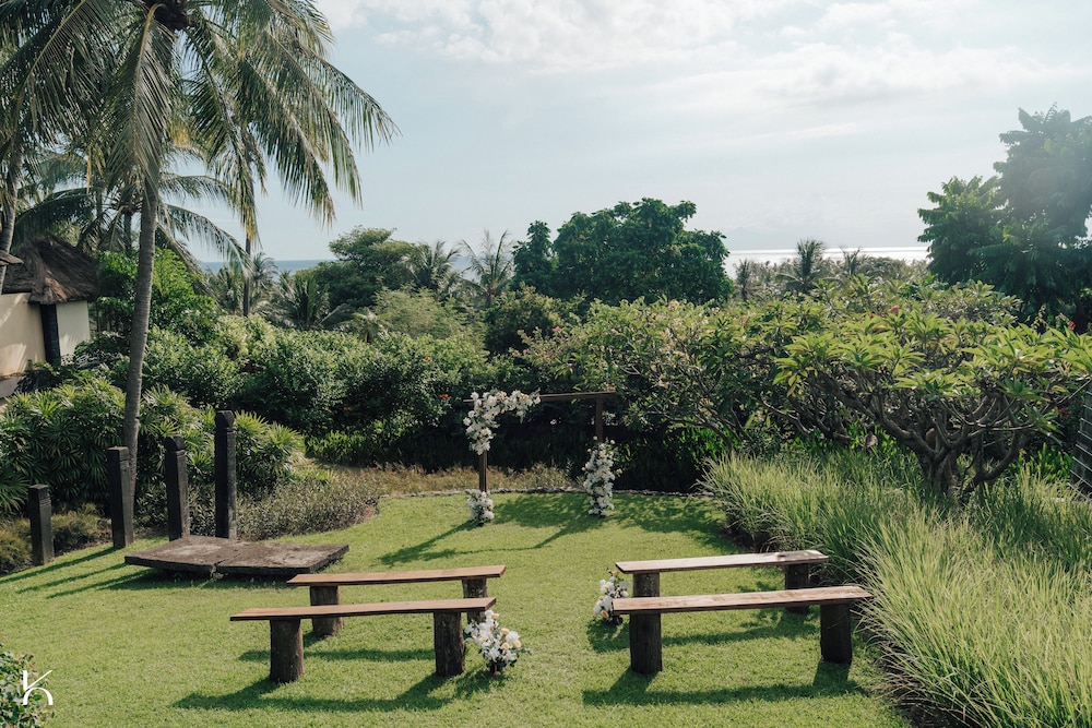 Luxury Villa, 3 Bedrooms, Ocean View, Mountainside (Qusia) photo 3