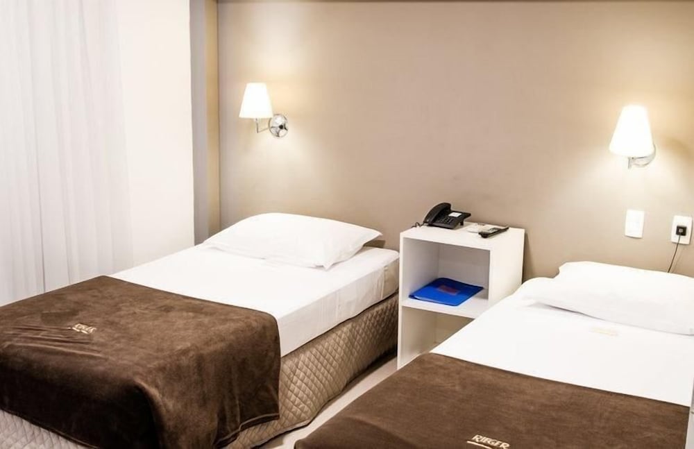 Classic Quadruple Room - Photo 3