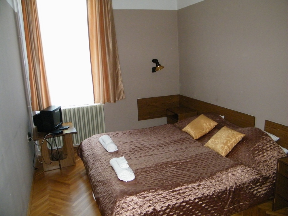 Standard Quadruple Room, 2 Bedrooms photo 1