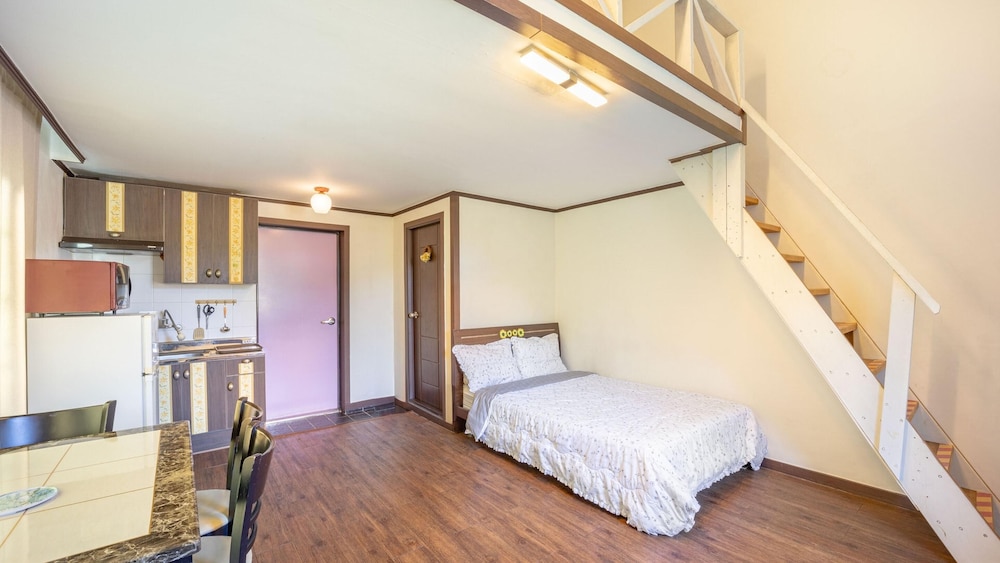 Basic Room, 1 Bedroom (303ho(Isis,withpet))