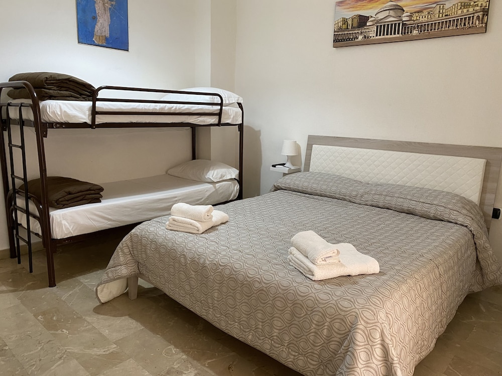 Deluxe Quadruple Room, Terrace photo 2