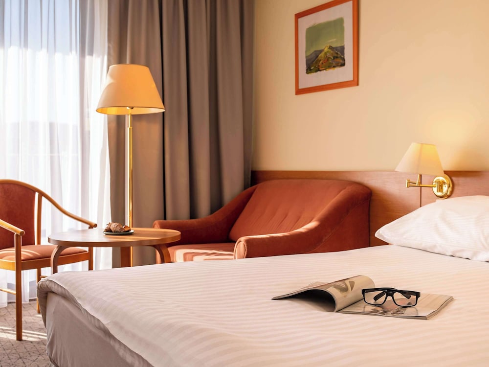 Standard Twin Room, 2 Twin Beds - Photo 6