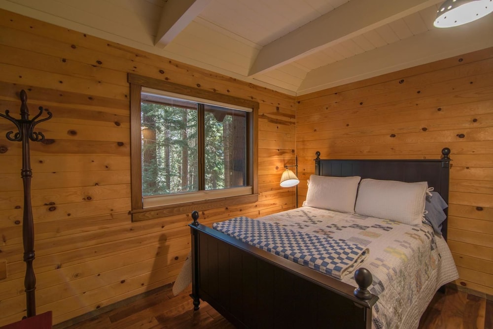 Family House, 3 Bedrooms, Mountainside photo 1