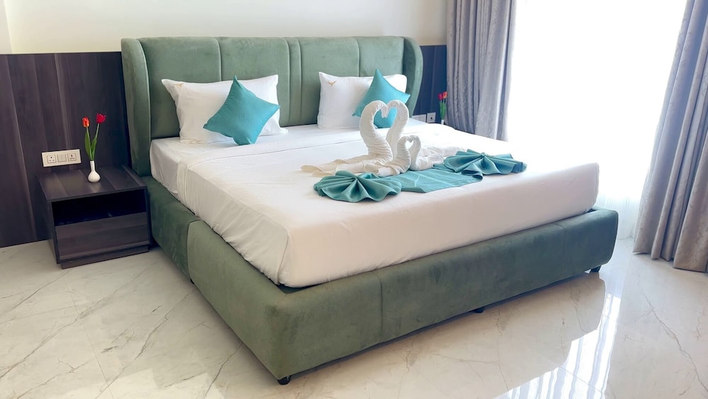Deluxe Studio Suite
