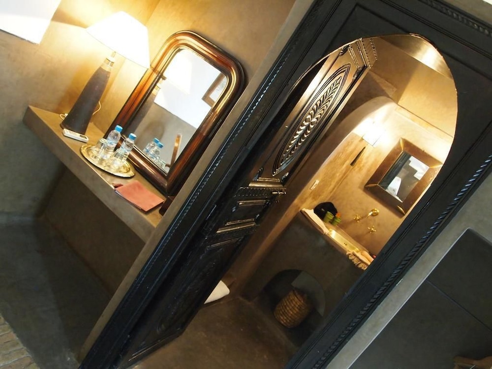 Double Room (Green) - Photo 3