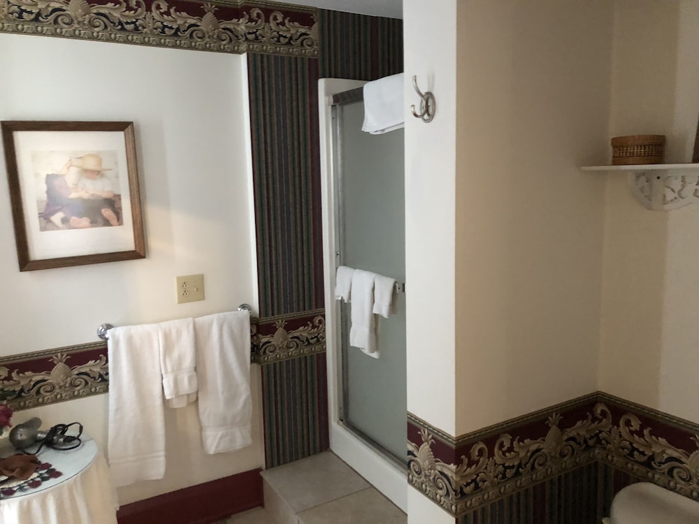 Standard Double Room, Ensuite (Charlotte) photo 3