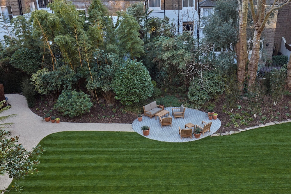 The Classic - Garden View photo 3