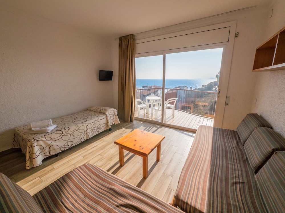 Economy Apartment, Balcony photo 2