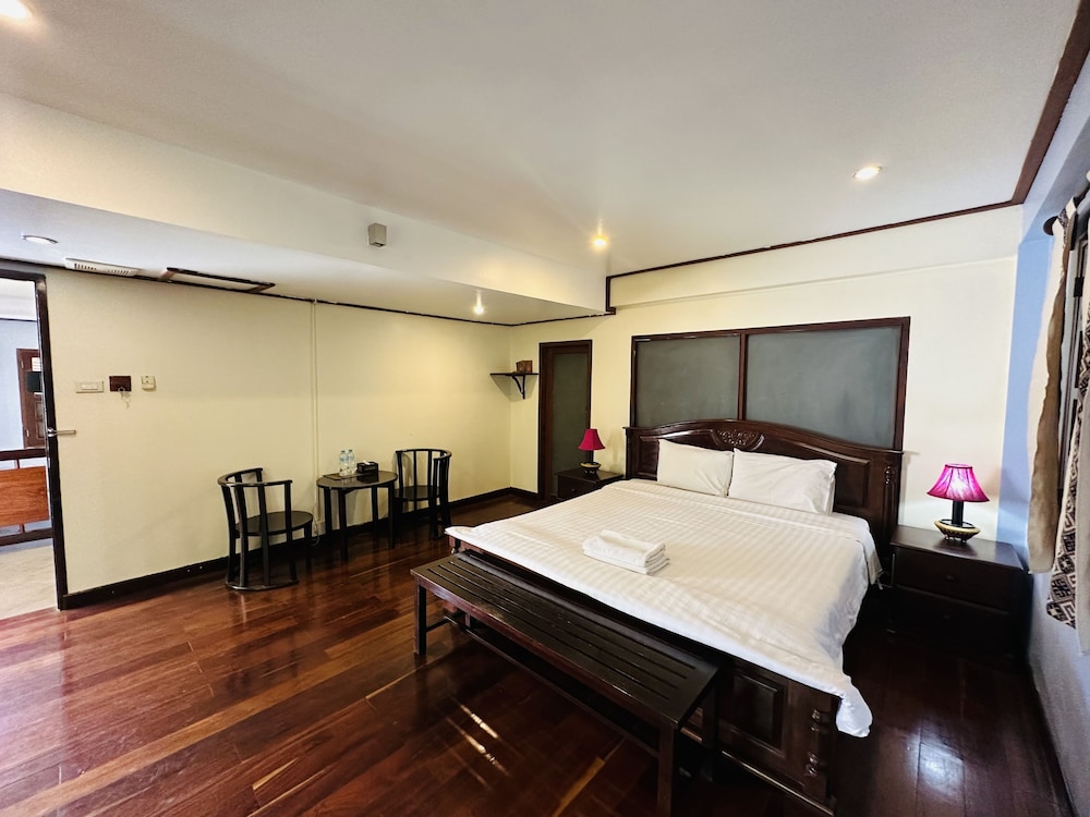 Deluxe Double Room - Photo 2