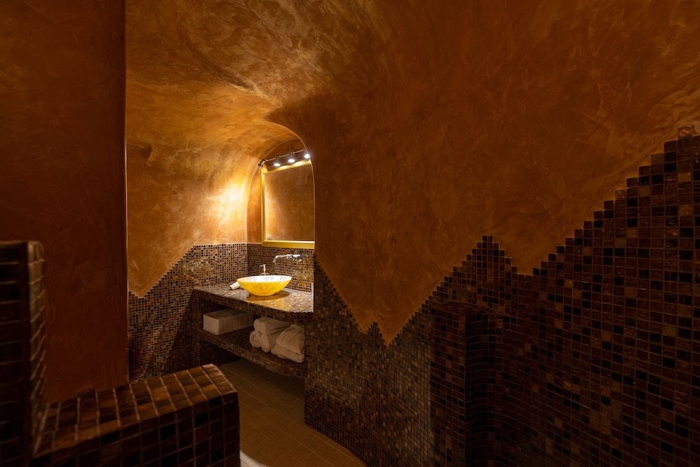 Suite (Golden Echo) - Photo 28