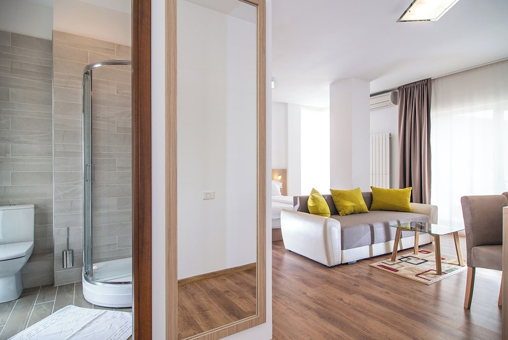 Superior Triple Room photo 3