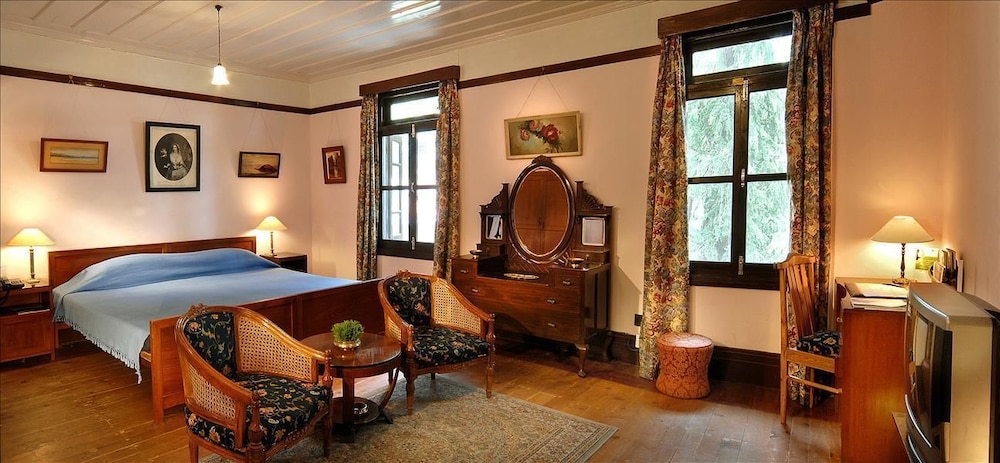 Deluxe Room - Photo 5