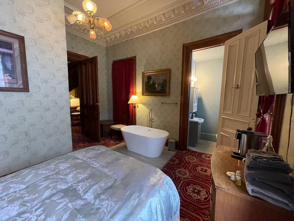 Deluxe Room, Garden View photo 2