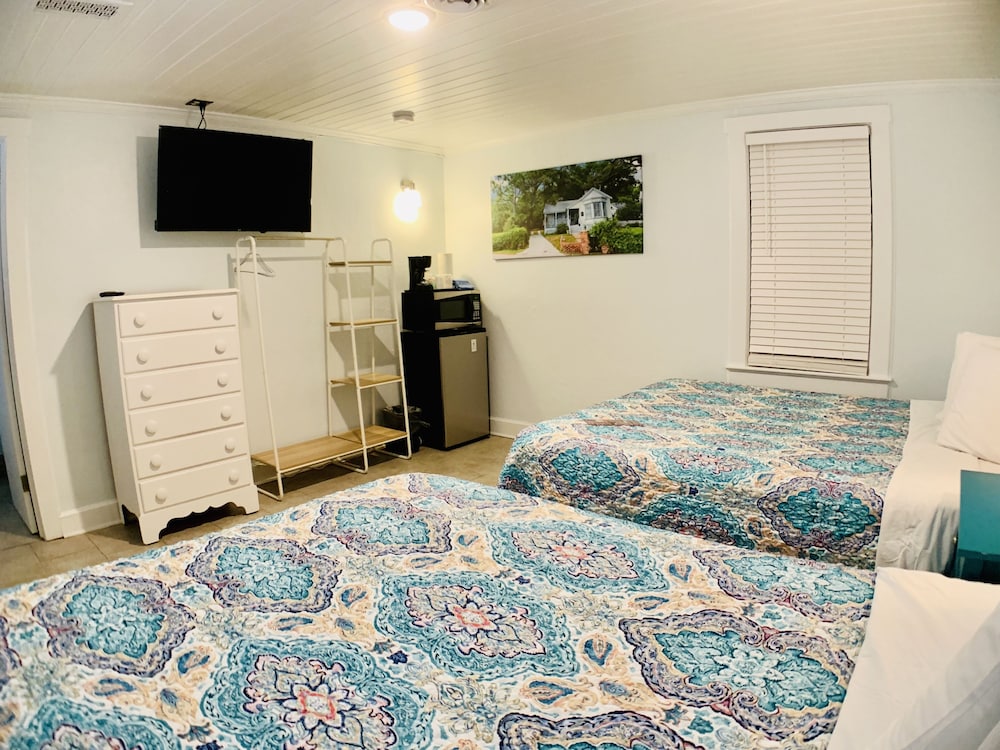 Room 9