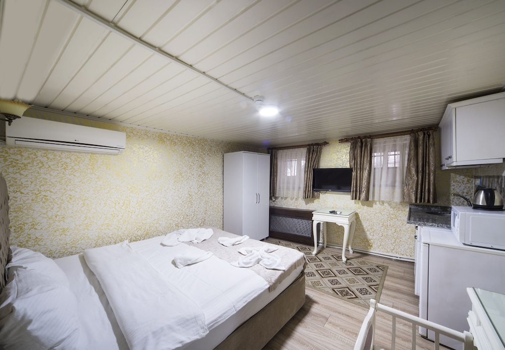 Economy Double Room, Kitchen photo 1