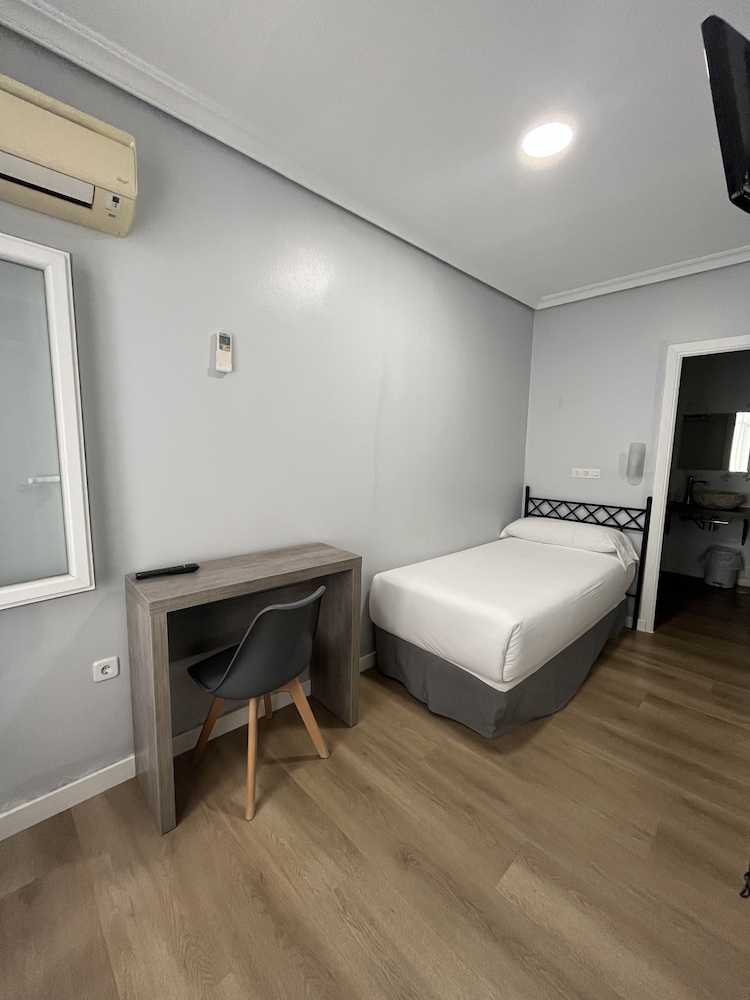 Habitación Individual Básica