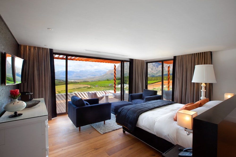 Superior Room, 1 King Bed