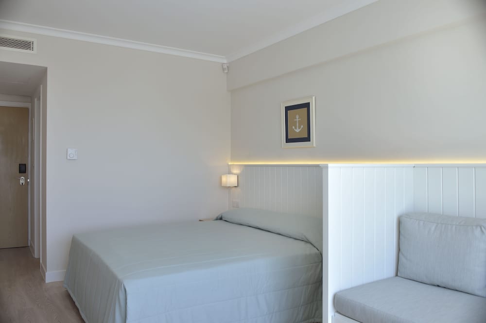 Superior Room, City View photo 3