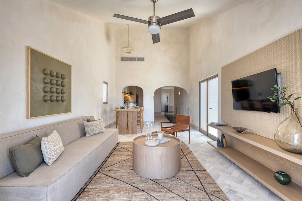 Deluxe Penthouse, 3 Bedrooms, Terrace