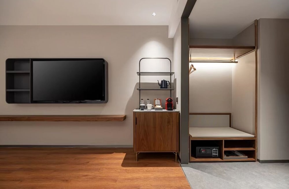Basic Twin Room photo 2