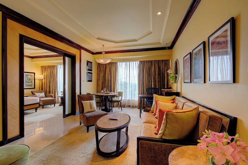Executive Suite photo 1