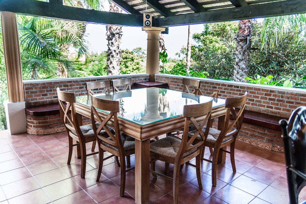 Panoramic Villa photo 2