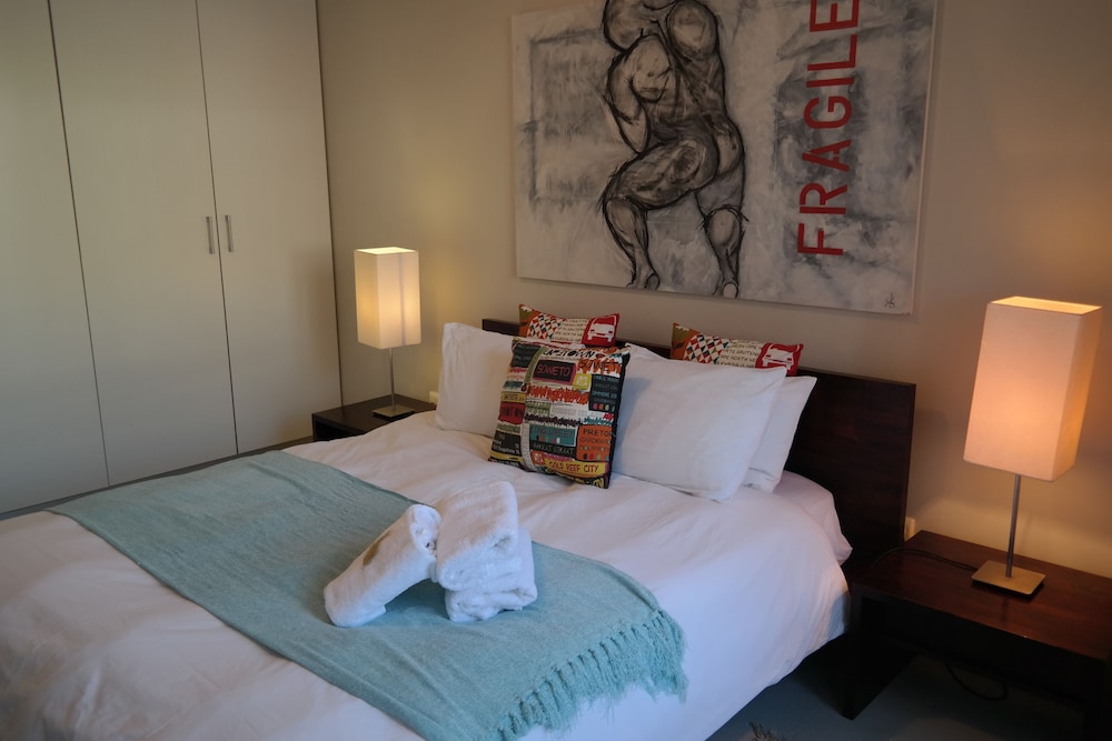 Apartment (2 Bedrooms)