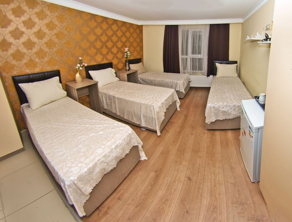 Quadruple Room photo 1