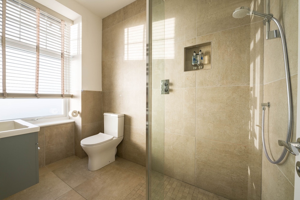 Double Room, Ensuite (Cosy Country View) photo 3