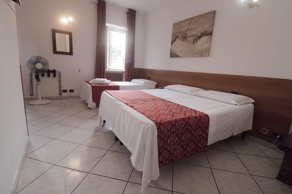 Triple Room, Non Smoking photo 1