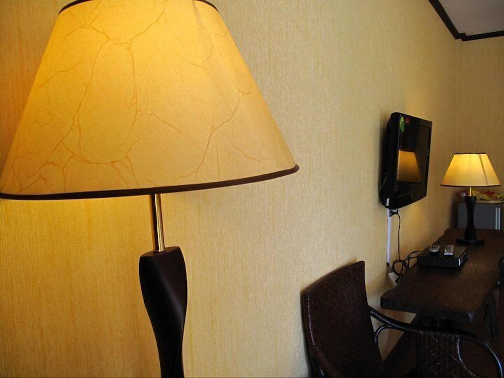 Deluxe Double or Twin Room, 2 Double Beds photo 3